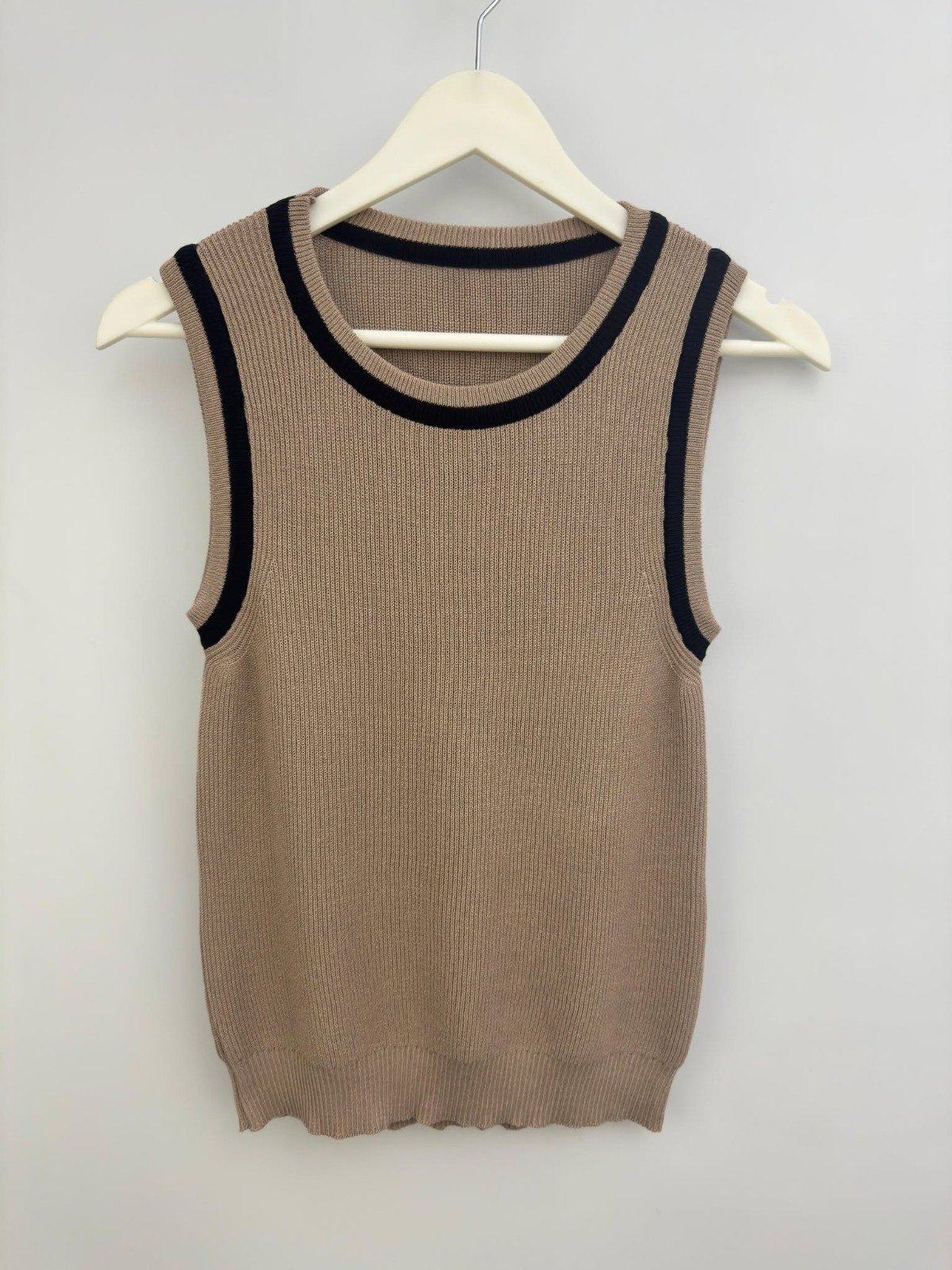 370a484b-9145-4a2c-a362-23db5fe1b4bb-1 MUSCULOSA BERENICE - Imagen 1