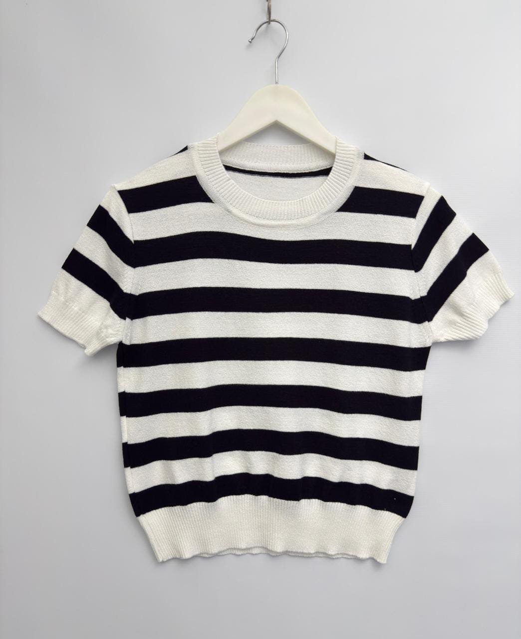 ac9437f7-9ed8-4eec-9fec-7d62f913072a REMERA LUCIA - Imagen 1